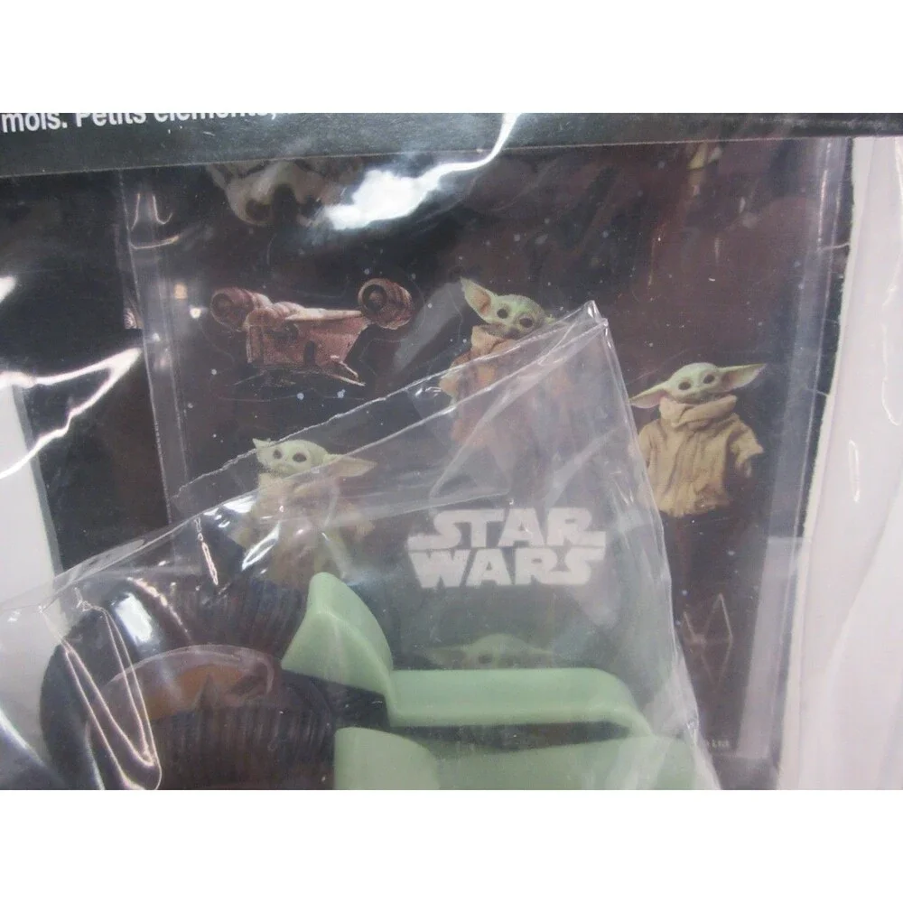 Star Wars the Mandalorian The Child Baby Yoda Birthday Party Favor Kit 48pcs New